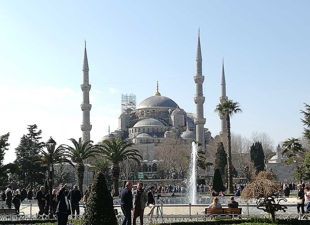 Blue-Mosque-Istanbul-Turkey